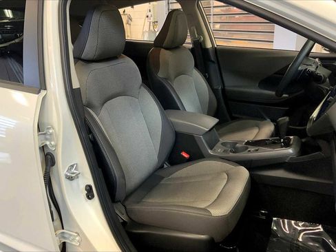 Certified 2024 Subaru Crosstrek 2.0i Premium image 7
