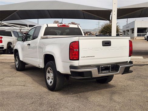 Used 2022 Chevrolet Colorado W/T image 3