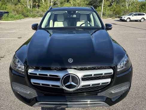 Used 2023 Mercedes-Benz GLS 450 4MATIC image 9