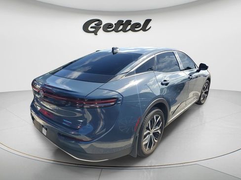 Used 2025 Toyota Crown XLE image 4