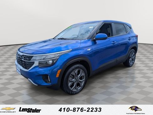 Used 2024 Kia Seltos LX AWD/4WD image 1
