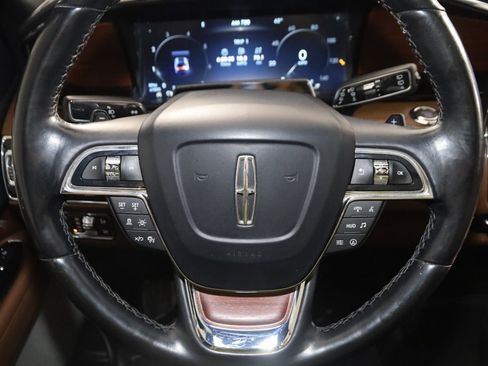 Used 2022 Lincoln Navigator Reserve image 43