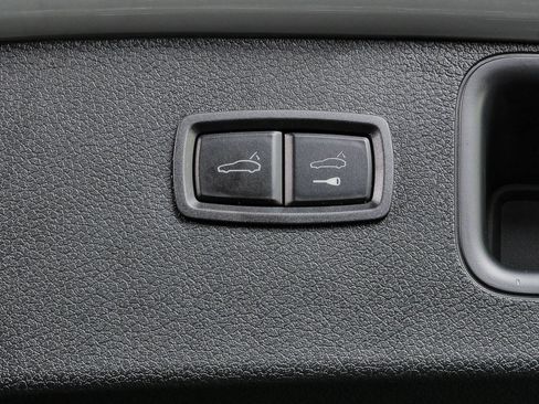 New 2026 Porsche Macan S AWD/4WD image 33