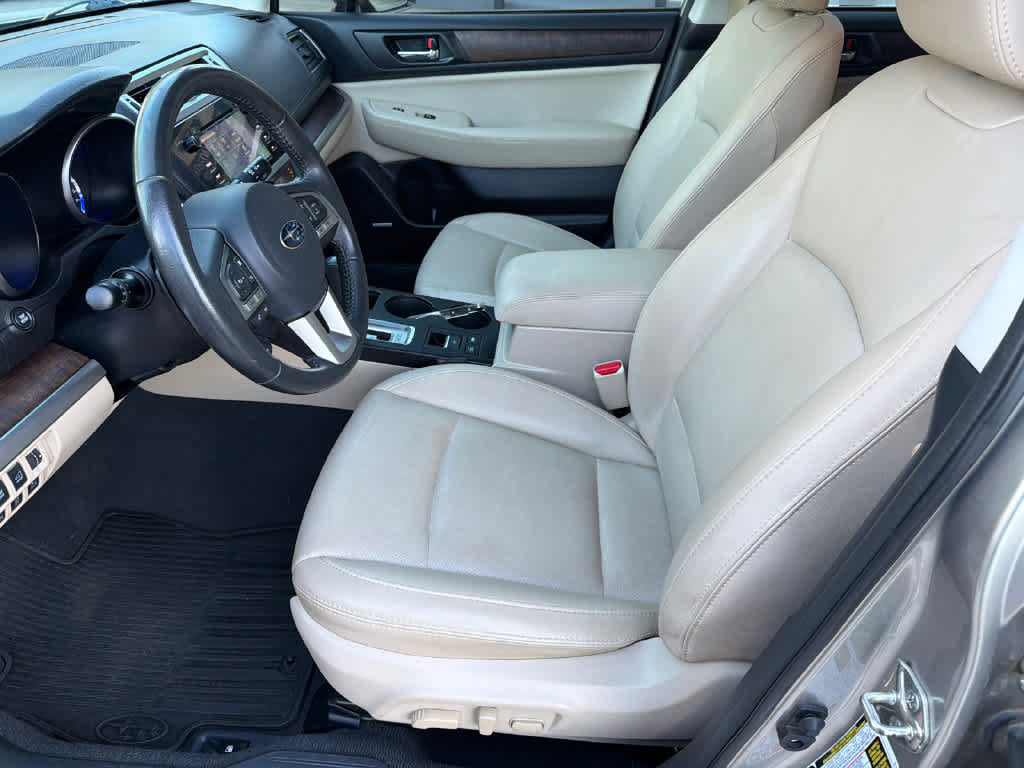 Used 2017 Subaru Outback 2.5i Limited AWD/4WD image 9