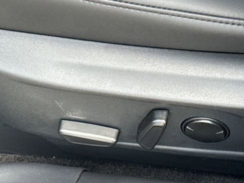 Certified 2025 Ford Mustang Mach-E Premium image 27