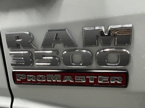 Used 2020 RAM ProMaster 3500 w/ Premium Appearance Group FWD image 4