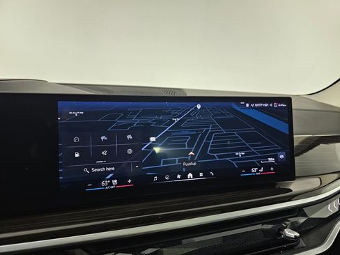 Used 2024 BMW X7 xDrive40i image 27