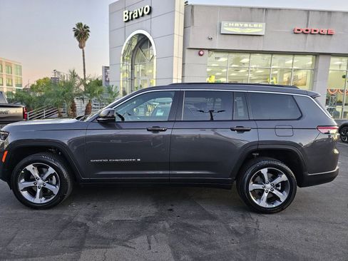 New 2026 Jeep Grand Cherokee L Limited AWD/4WD image 4