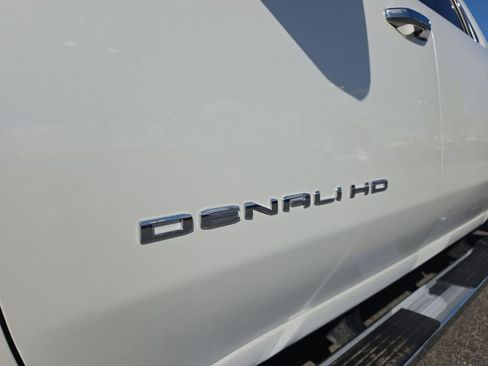 Certified 2021 GMC Sierra 3500 Denali w/ Denali Ultimate Package AWD/4WD image 38