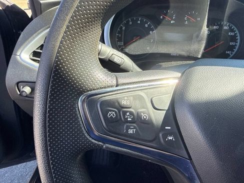 Used 2023 Chevrolet Malibu LT FWD image 13