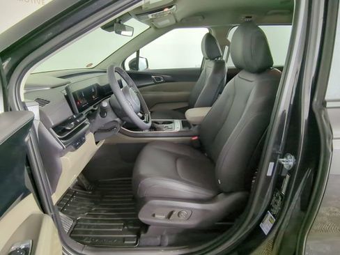 New 2026 Kia Carnival LXS image 19