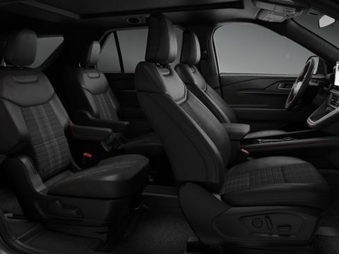 New 2026 Ford Explorer ST-Line w/ ST-Line Street Pack AWD/4WD image 28