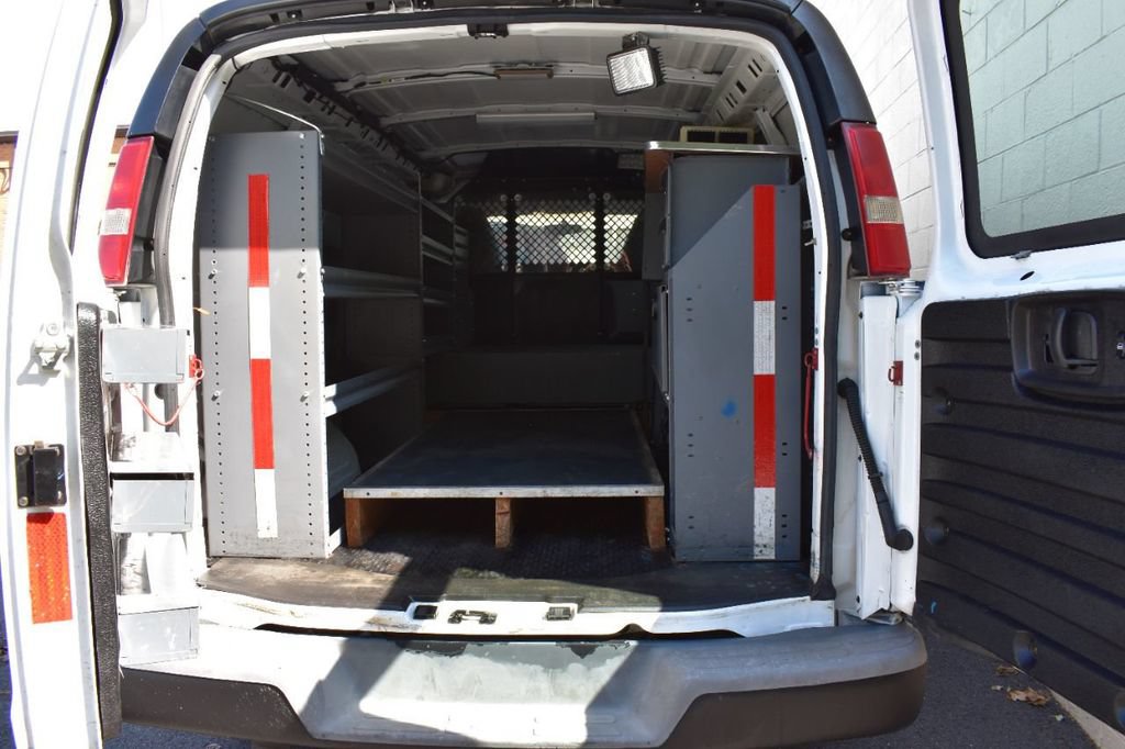 Used 2014 Chevrolet Express 2500 RWD image 29