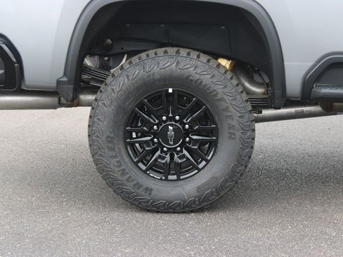 New 2026 Chevrolet Silverado 2500 ZR2 w/ LPO, Dark Essentials Package AWD/4WD image 13