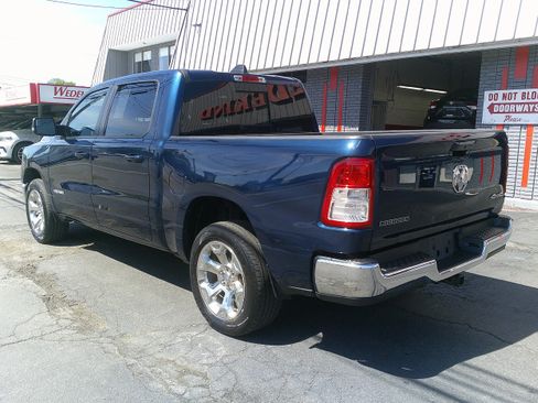 Used 2022 RAM 1500 Big Horn AWD/4WD image 10