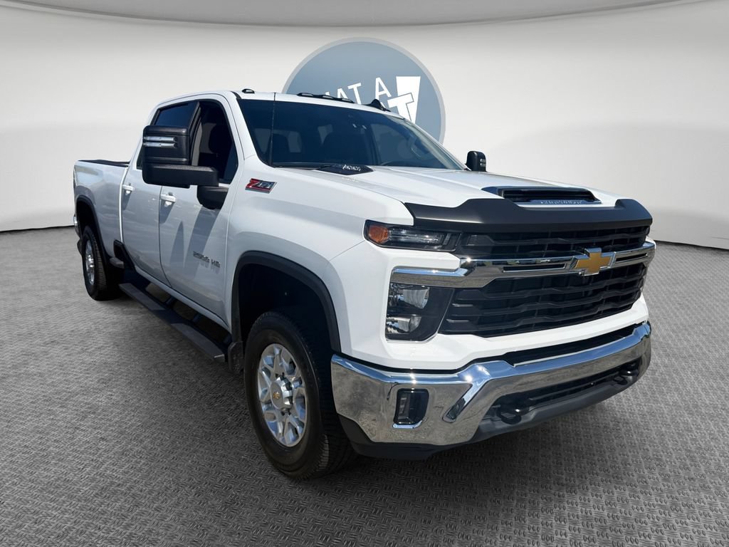 Certified 2024 Chevrolet Silverado 2500 LT w/ Convenience Package AWD/4WD image 1