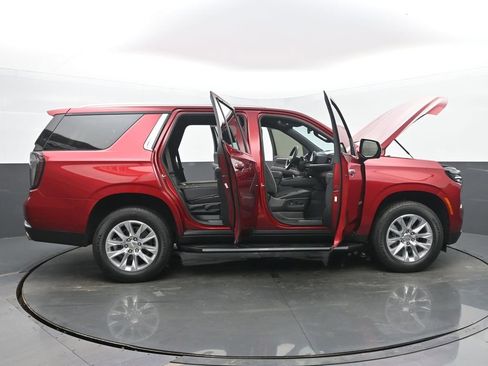 Used 2025 Chevrolet Tahoe Premier image 28