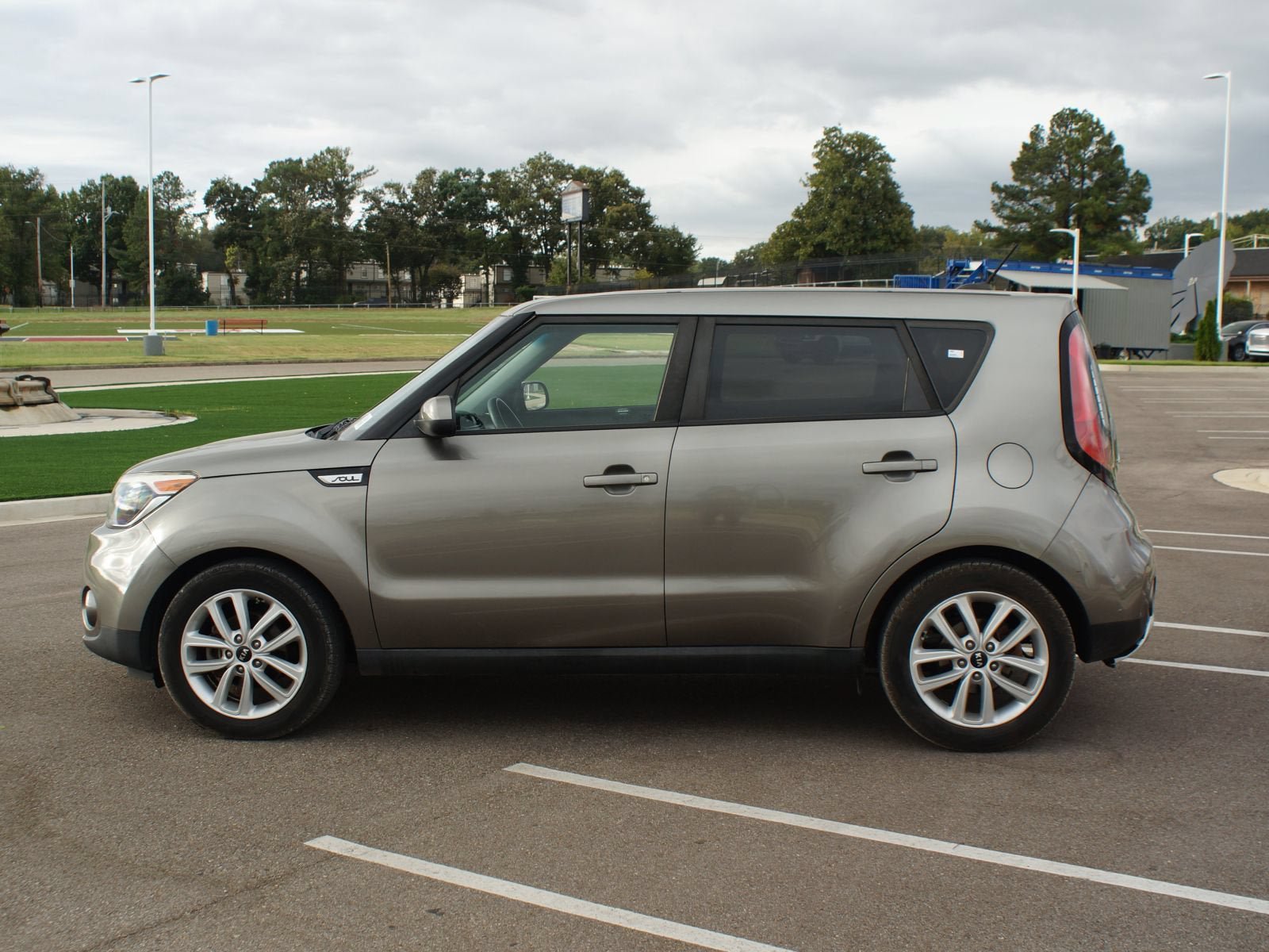 Used 2018 Kia Soul + FWD image 8