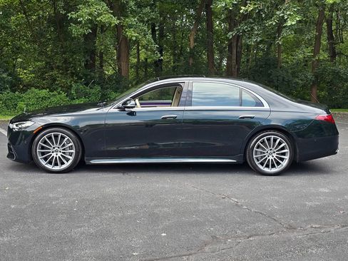 Used 2022 Mercedes-Benz S 580 4MATIC Sedan image 3