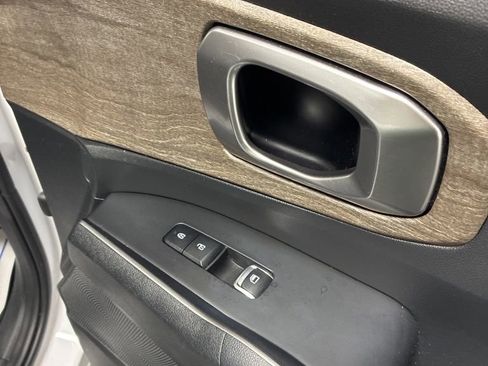 Used 2022 Kia Sorento EX image 26