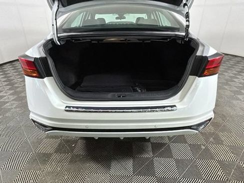 Used 2023 Nissan Altima 2.5 SV AWD/4WD image 27