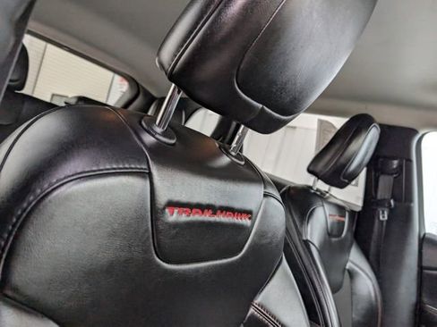 Used 2023 Jeep Cherokee Trailhawk w/ Trailer Tow Group image 31