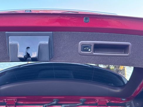 Used 2018 Lexus RX 350L FWD image 12