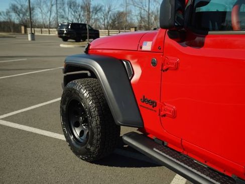 Used 2024 Jeep Wrangler Sport S image 62