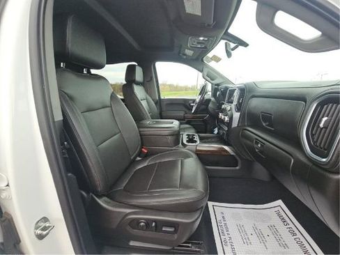 Used 2022 GMC Sierra 2500 SLT w/ SLT Premium Package AWD/4WD image 5