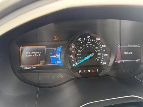 Used 2017 Ford Edge SEL w/ Equipment Group 201A AWD/4WD image 18