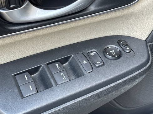 Used 2017 Honda CR-V EX image 13
