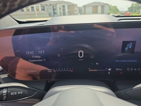 Used 2025 Buick Enclave Preferred FWD image 22