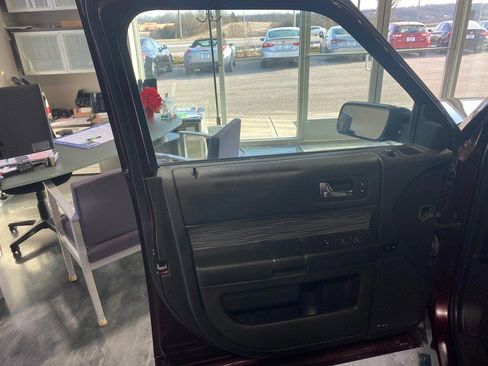 Used 2019 Ford Flex SEL w/ Equipment Group 202A AWD/4WD image 10