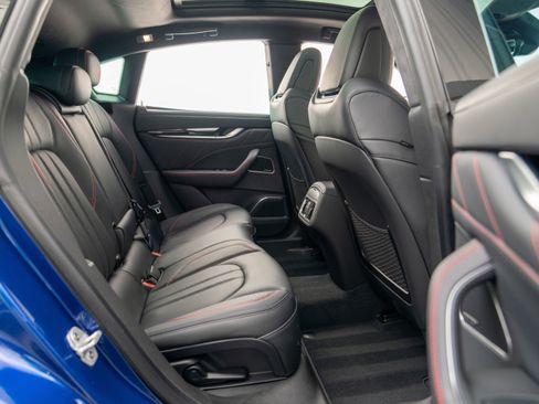 Used 2024 Maserati Levante GT Ultima image 37