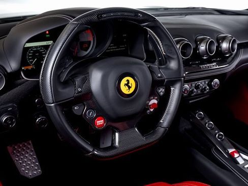Used 2015 Ferrari F12 Berlinetta image 33