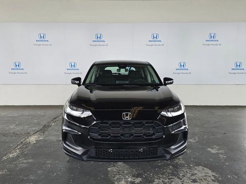 Used 2024 Honda HR-V LX image 2