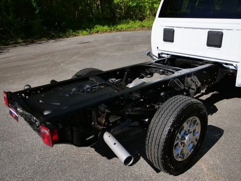 Used 2024 RAM 3500 Laramie image 30