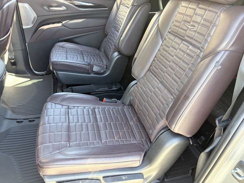 Certified 2023 Cadillac Escalade ESV Premium Luxury Platinum w/ LPO, Radiant Package AWD/4WD image 18