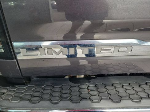 Used 2016 RAM 1500 Limited RWD image 16
