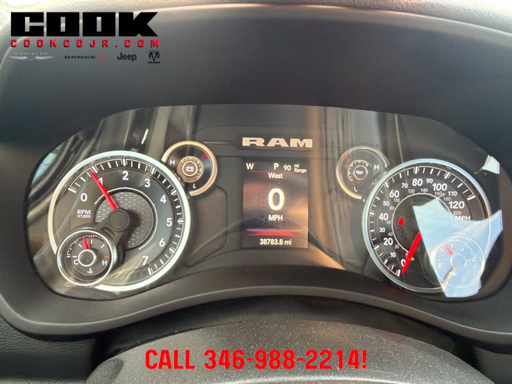 Used 2024 RAM 2500 Big Horn AWD/4WD image 15