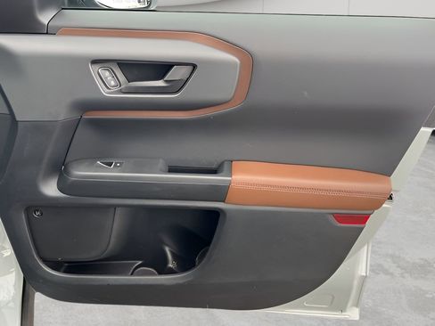 Used 2023 Ford Bronco Sport Badlands w/ Premium Package image 11