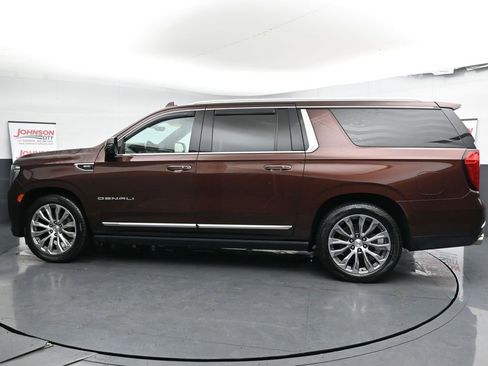 Used 2022 GMC Yukon XL Denali w/ Denali Ultimate Package image 6
