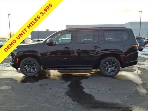 New 2026 Jeep Grand Wagoneer Limited w/ 8-Passenger Seating Package AWD/4WD image 3