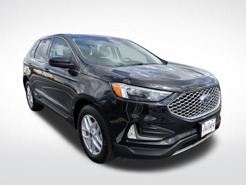 Certified 2024 Ford Edge SEL w/ Convenience Package AWD/4WD image 4