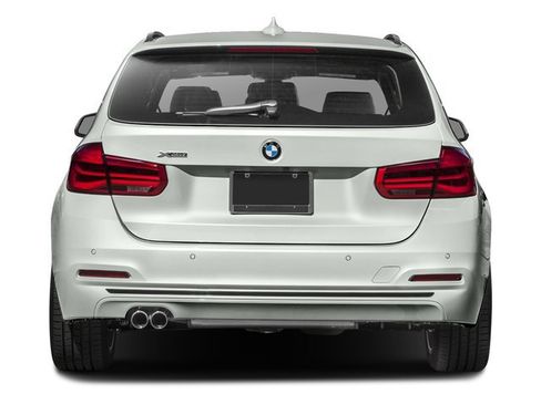 Used 2017 BMW 330i xDrive Wagon AWD/4WD image 5