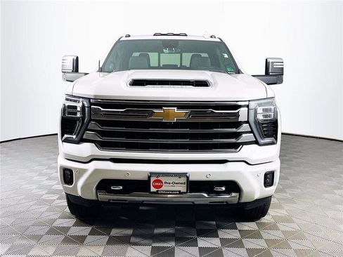 Certified 2024 Chevrolet Silverado 3500 High Country w/ Technology Package image 2