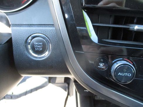 Used 2021 Toyota Camry XSE image 11