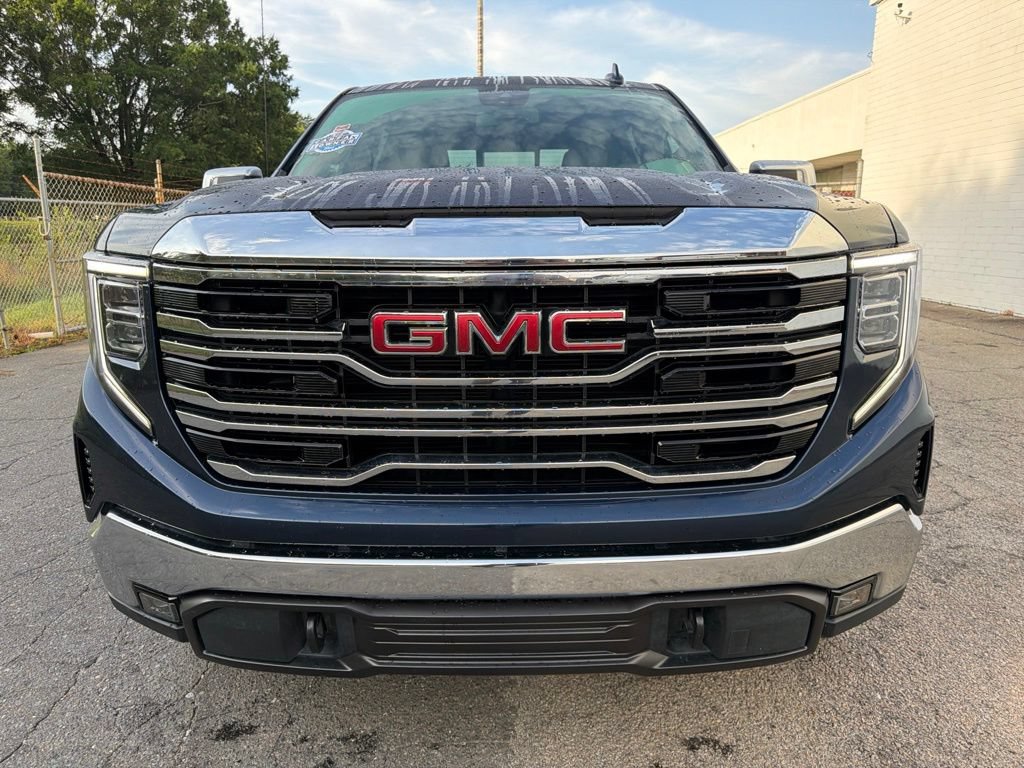 Used 2023 GMC Sierra 1500 SLT w/ SLT Premium Package AWD/4WD image 7