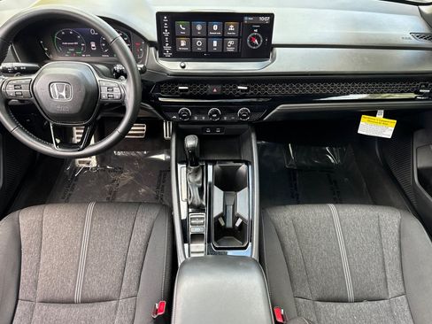Used 2024 Honda Accord Sport image 16