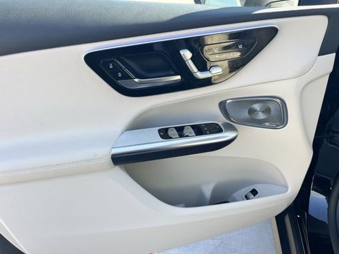 Certified 2025 Mercedes-Benz GLC 300 GLC 300 image 10